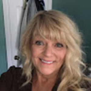 Meet your Posher, Deb